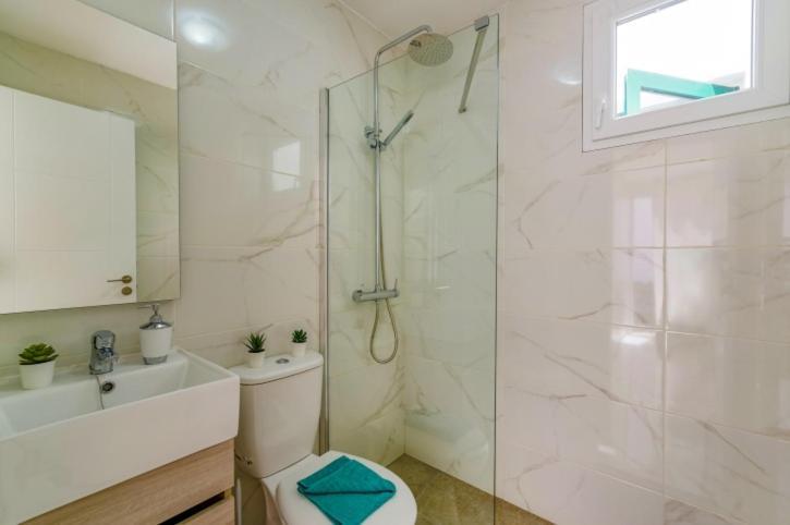 Spacious Private Villa & Private Heated Pool - Villa Sunshine Коста Тегисе Екстериор снимка